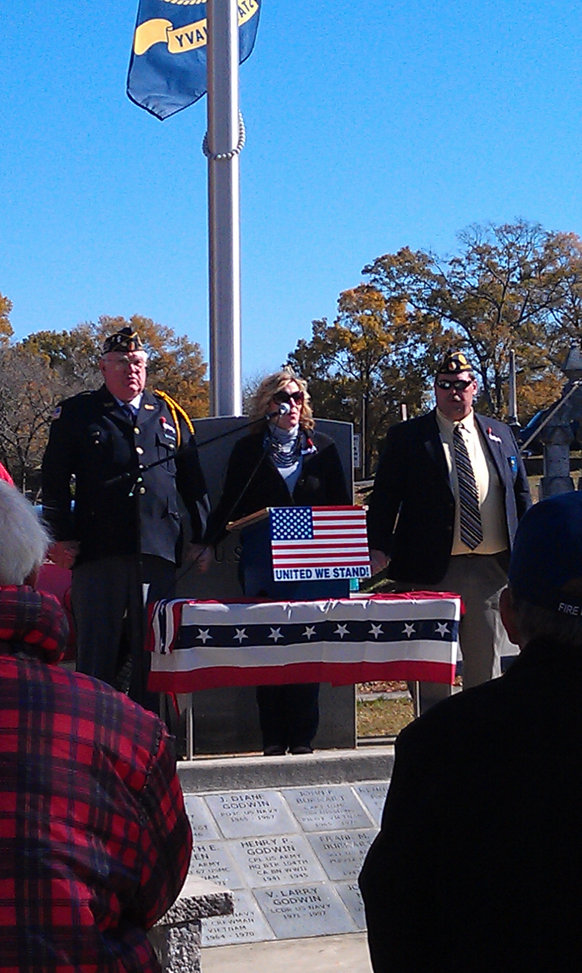 Veterans Memorial (Singer Pic)